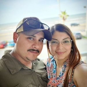 Meet your Posher, Claudia